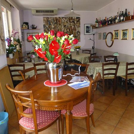 Caffe Del Viaggiatore Valsolda Eksteriør bilde